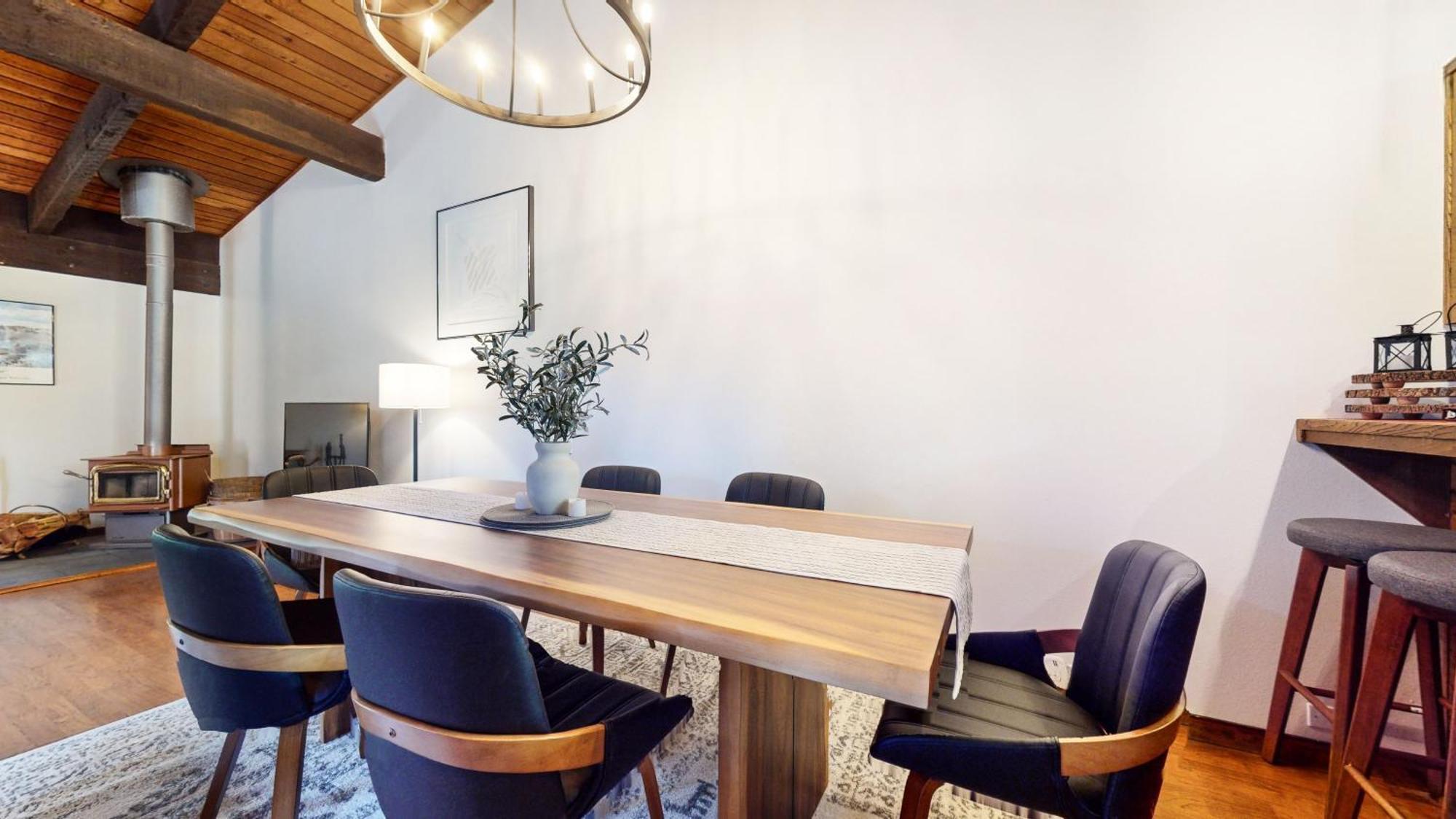Apartment Mammoth Estates - Near Village At Mammoth & Pet Friendly Mammoth Lakes