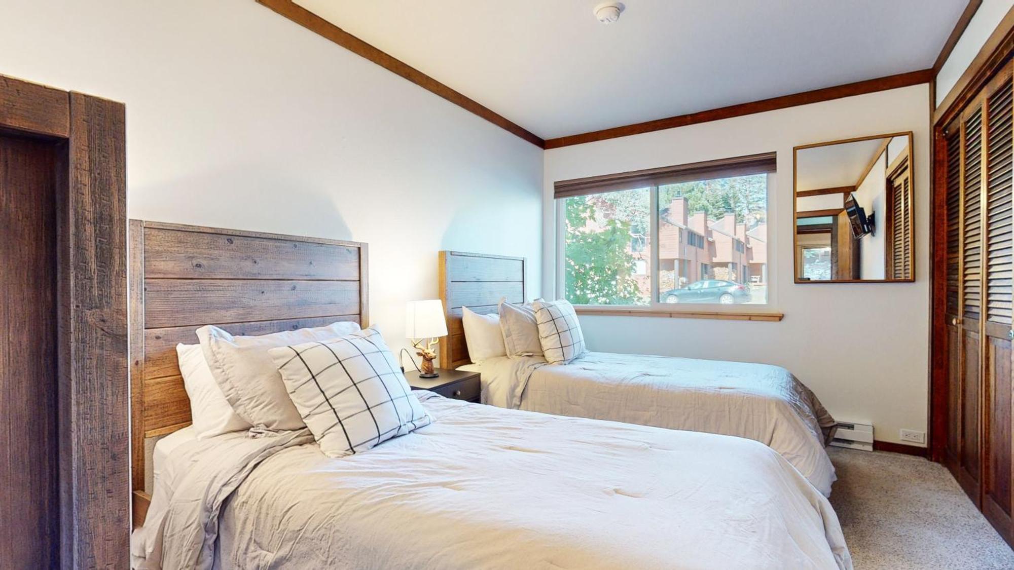 Mammoth Estates - Near Village At Mammoth & Pet Friendly * Mammoth Lakes