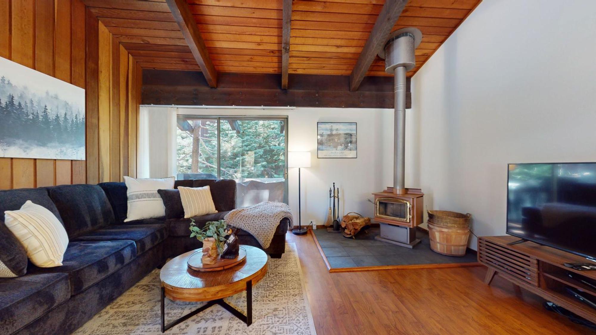 Mammoth Estates - Near Village At Mammoth & Pet Friendly